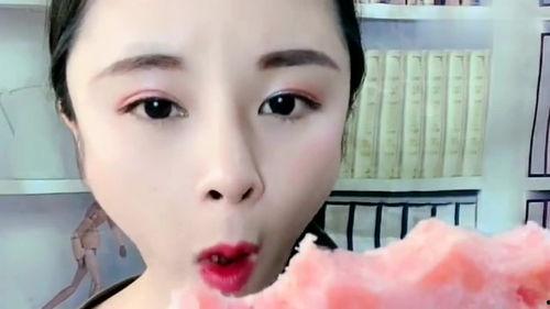 女生网红吃瓜视频下载,揭秘娱乐圈幕后真相